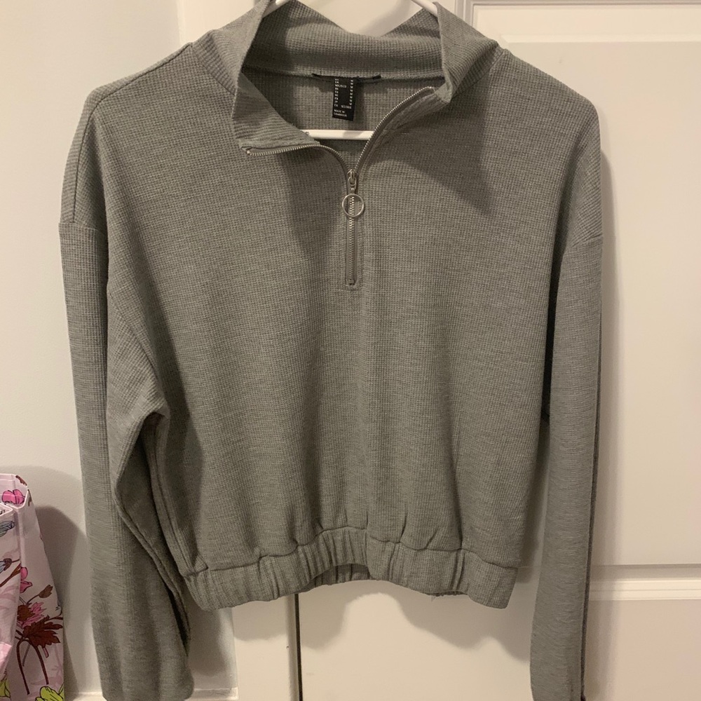 Cropped hoodie